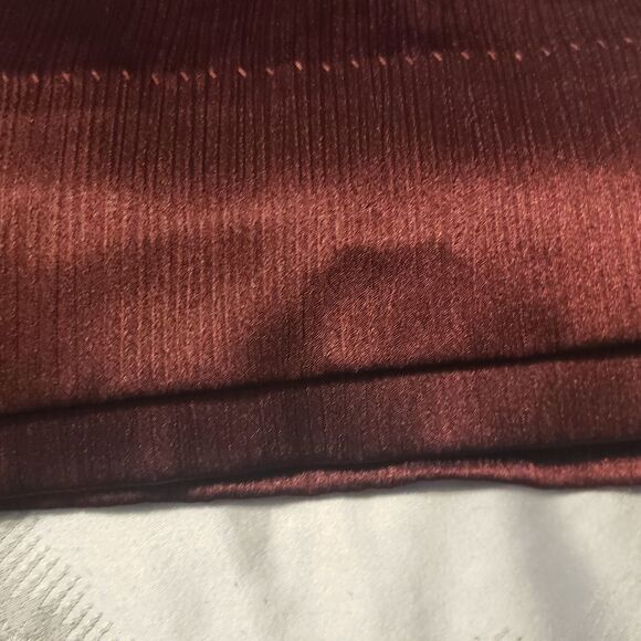 Curtains!! Set of 4 Maroon Grommet Curtain Panels – Luxurious, Textured Finish - Picture 10 of 12